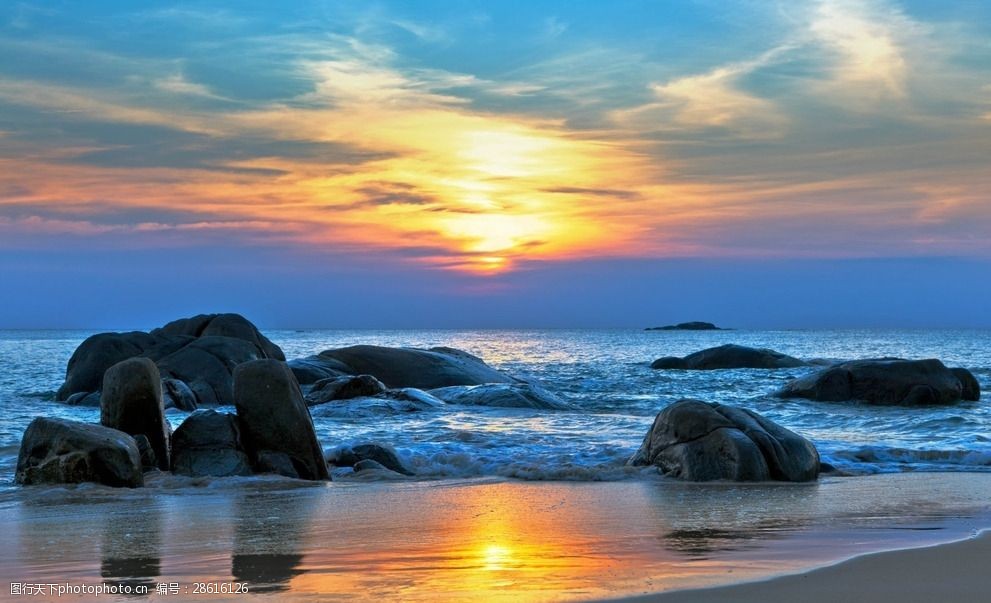 关键词:夕阳下的大海风景 大海 夕阳 海洋 浪花 天空 美景 多娇江山