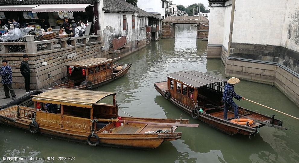 关键词:江南水乡乌篷船 水乡 江南 苏州 乌篷船 木船 苏州河 拍摄素材