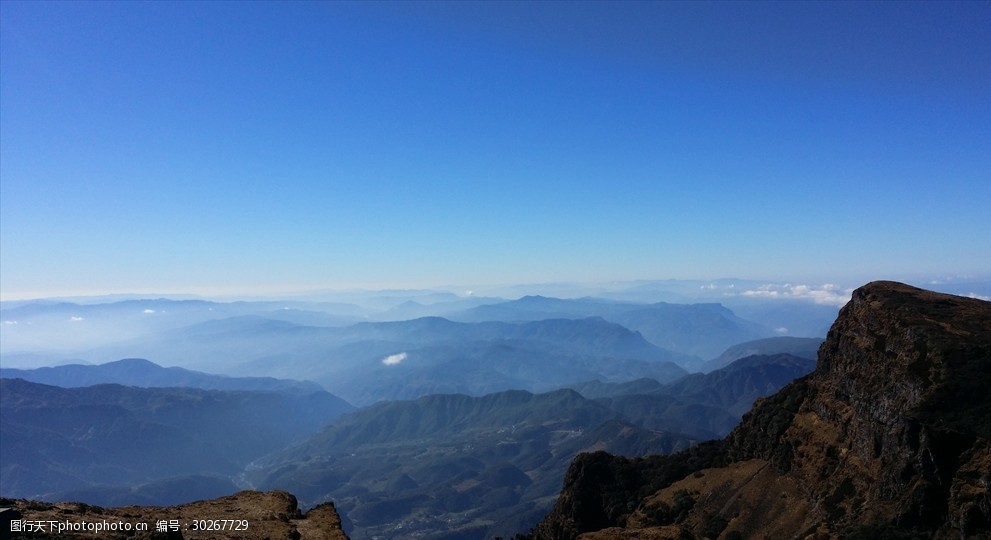 轿子 雪山 远眺 蓝天 山顶 远眺蓝天 摄影 旅游摄影 自然风景 72dpi