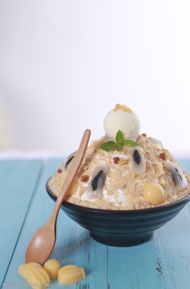 关键词:麻糍布蕾雪花冰 麻糍雪花冰      饮料 素材 甜品 彩色 冰淇淋