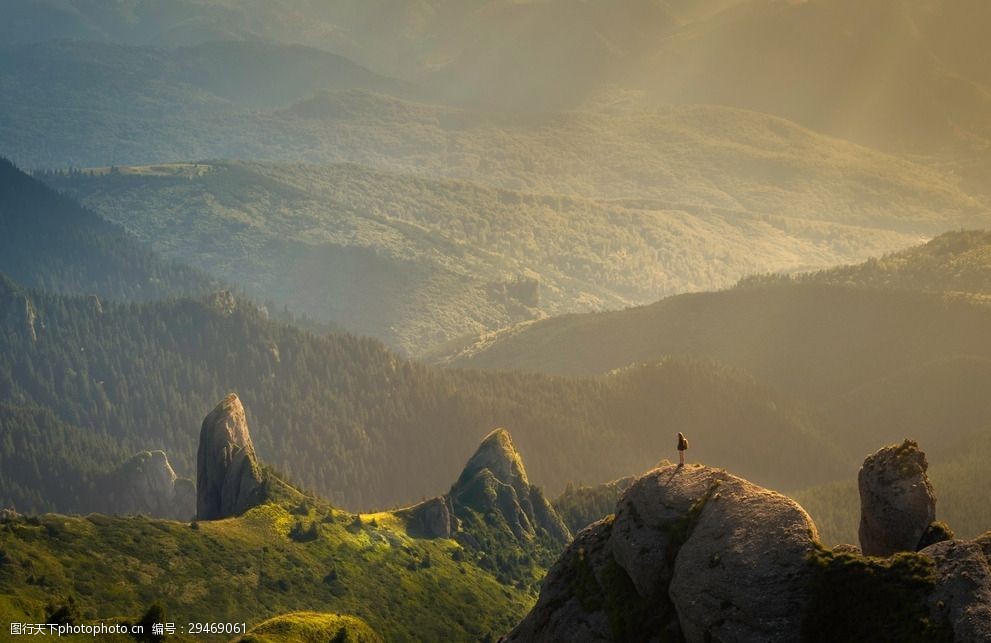 关键词:壮丽的高山美景 高山 美景 壮丽 大山 阳光 多娇江山 摄影
