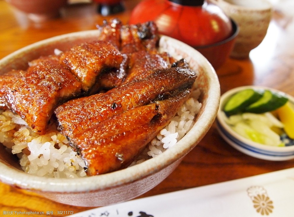 日式鰻魚飯烤鰻蒲燒飯